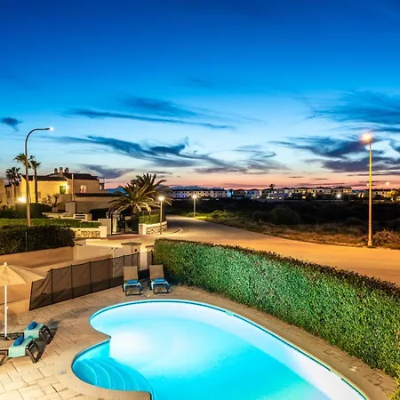 Villa Gris By